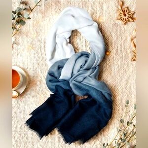 NWOT Ombre' Black, Gray & White scarf